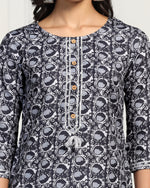Load image into Gallery viewer, TAGDO Women Cotton Blend Printed Kurti Set
